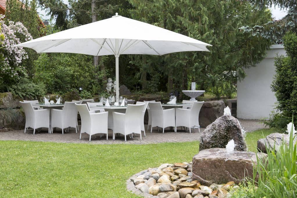 Hotel-Restaurant Arneggers Adler Tiefenbronn Exterior photo
