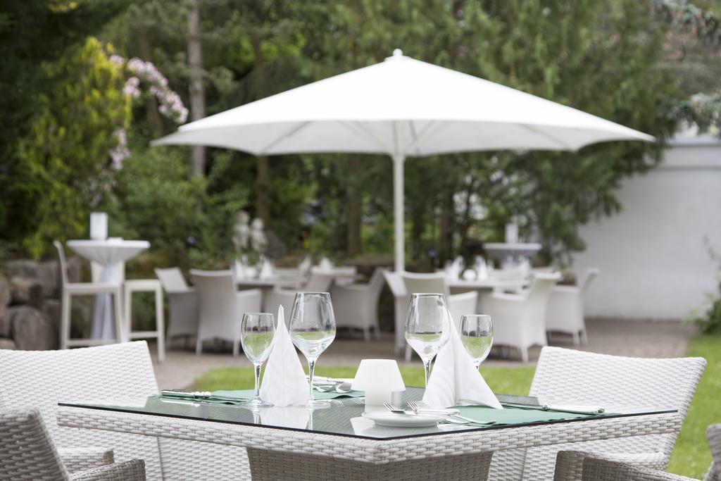 Hotel-Restaurant Arneggers Adler Tiefenbronn Exterior photo